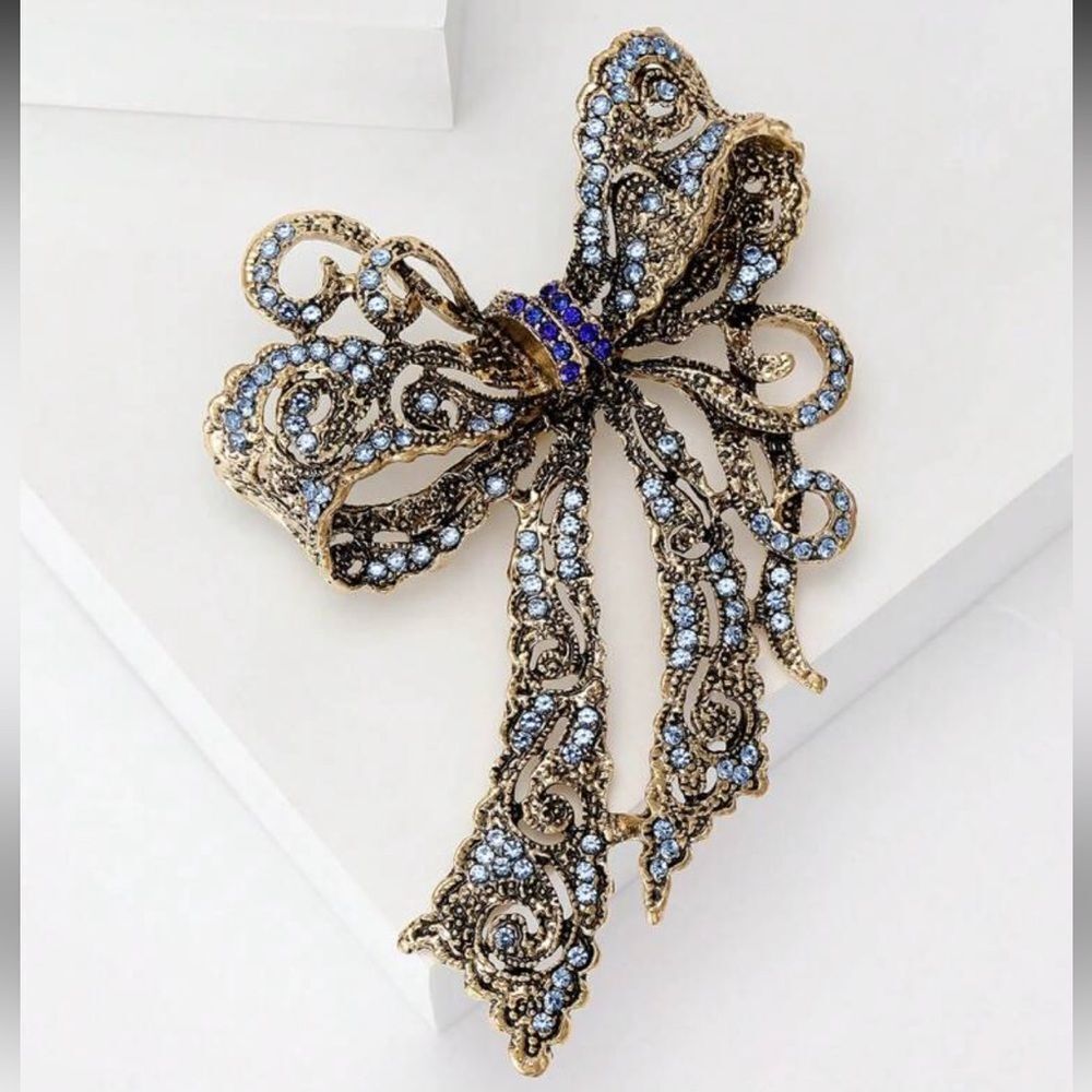Gold and Blue Bow Brooch Q600